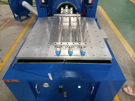 Máquina de alta frequência do teste de vibração de EN50604 IEC62133 UN38.3 para a bateria de automóvel