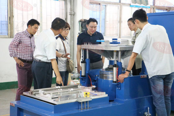 Máquina de ensaio de vibração sinusal e aleatória