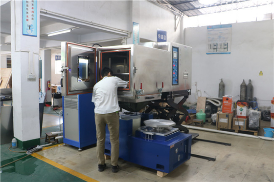 A umidade da temperatura combinou a vibração eletrodinâmica Shaker System para o PWB da eletrônica