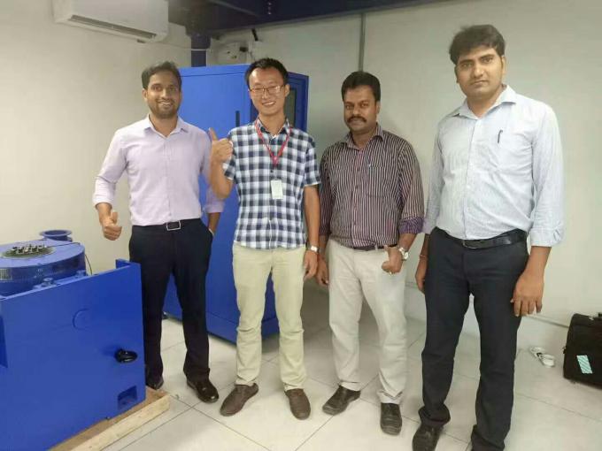 Caminhada na câmara ambiental do teste da umidade da temperatura 10