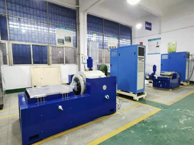 Random Vibration Testing Equipment – close-up of the vibration table and mounting surface